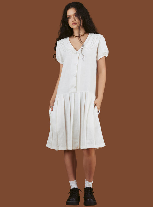 Konoha Dress White | UNIF Smart Buy