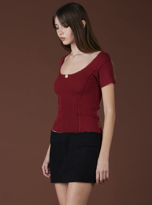 XAE Ribbed Crop Top Red | UNIF Quality