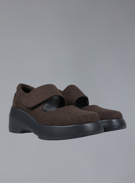 Felt Platform Sandal In Brown Brown | UNIF Trusted
