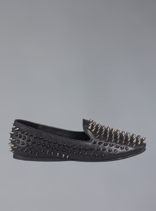 The UNIF Hellraiser spiked flats Black/Silver | UNIF Trusted